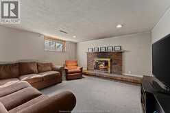 10205 PULBROOK | Windsor Ontario | Slide Image Nineteen