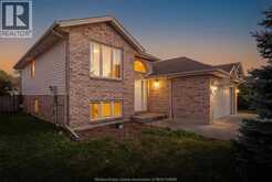 2314 ST CLAIR AVENUE | Windsor Ontario | Slide Image One