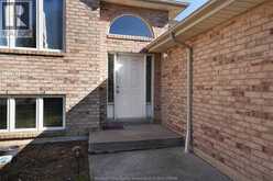 2314 ST CLAIR AVENUE | Windsor Ontario | Slide Image Five