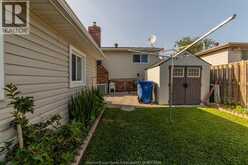 3444 HEMLOCK | Windsor Ontario | Slide Image Twenty-two
