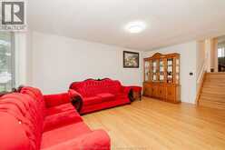 3444 HEMLOCK | Windsor Ontario | Slide Image Six
