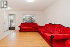 3444 HEMLOCK | Windsor Ontario | Slide Image Nine