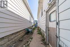 156 ERIE STREET | Windsor Ontario | Slide Image Nineteen