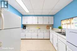 156 ERIE STREET | Windsor Ontario | Slide Image Nine