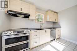 150 PRINCE ARTHUR AVENUE | Chatham Ontario | Slide Image Fourteen