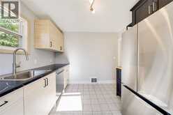 150 PRINCE ARTHUR AVENUE | Chatham Ontario | Slide Image Fifteen