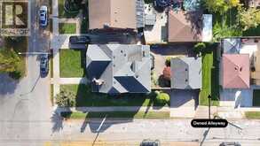 2203 VICTORIA AVENUE | Windsor Ontario | Slide Image Thirty-one