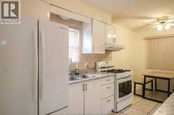 1647 BENJAMIN | Windsor Ontario | Slide Image Nine