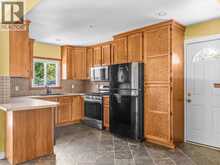 230 CARUHEL | Lakeshore Ontario | Slide Image Eight