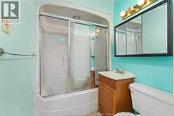 2567 KILDARE ROAD | Windsor Ontario | Slide Image Ten
