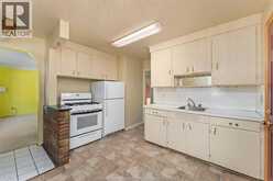 2567 KILDARE ROAD | Windsor Ontario | Slide Image Six