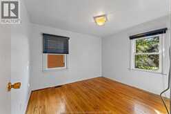 2567 KILDARE ROAD | Windsor Ontario | Slide Image Eight