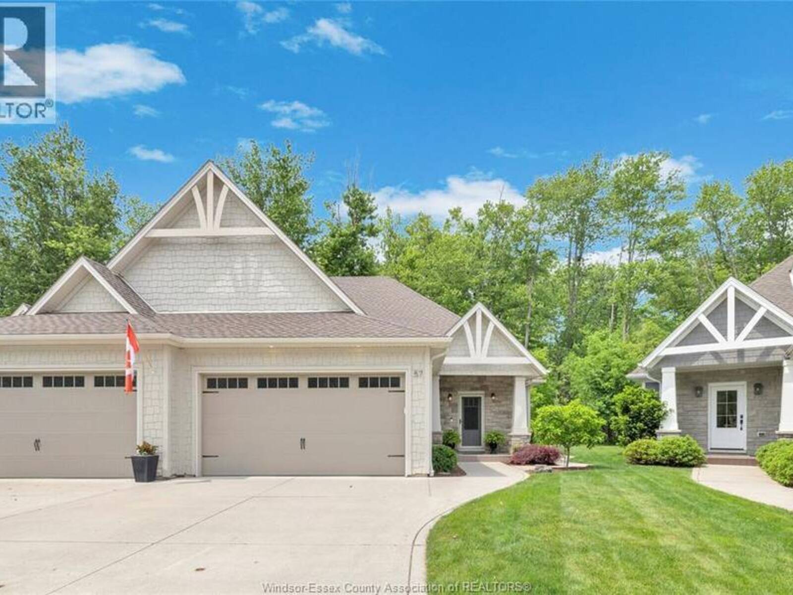 57 RED OAK CRESCENT, Amherstburg, Ontario N9V 4C4
