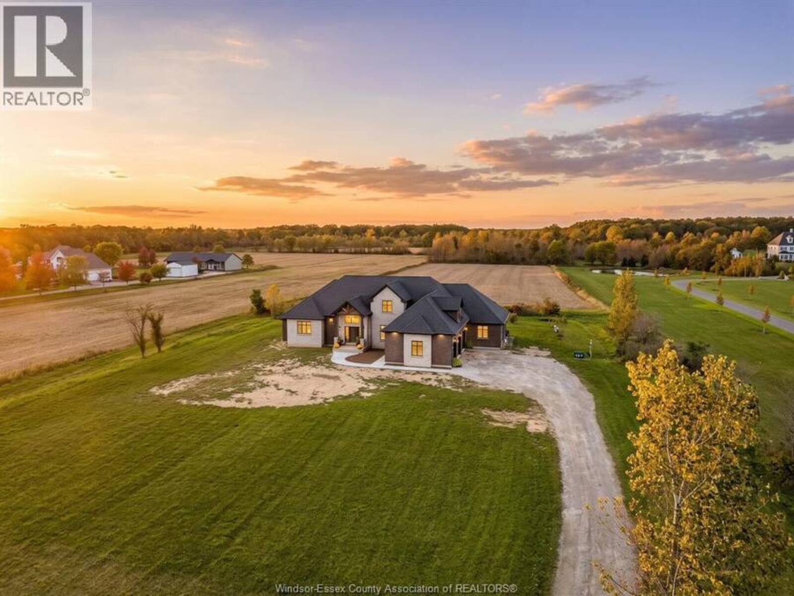 4824 Concession 4 ROAD East, Harrow, Ontario N0R 1G0