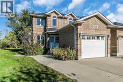 948 LEMONWOOD | Windsor Ontario | Slide Image One