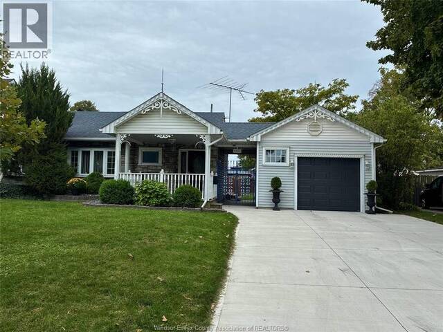 2533 Tourangeau Windsor Ontario, N8W 1P4 - 2 Bedrooms Home For Sale