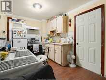 401 PARENT | Windsor Ontario | Slide Image Twenty-three