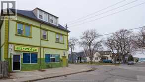 401 PARENT | Windsor Ontario | Slide Image Three