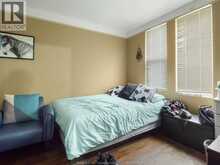 401 PARENT | Windsor Ontario | Slide Image Six
