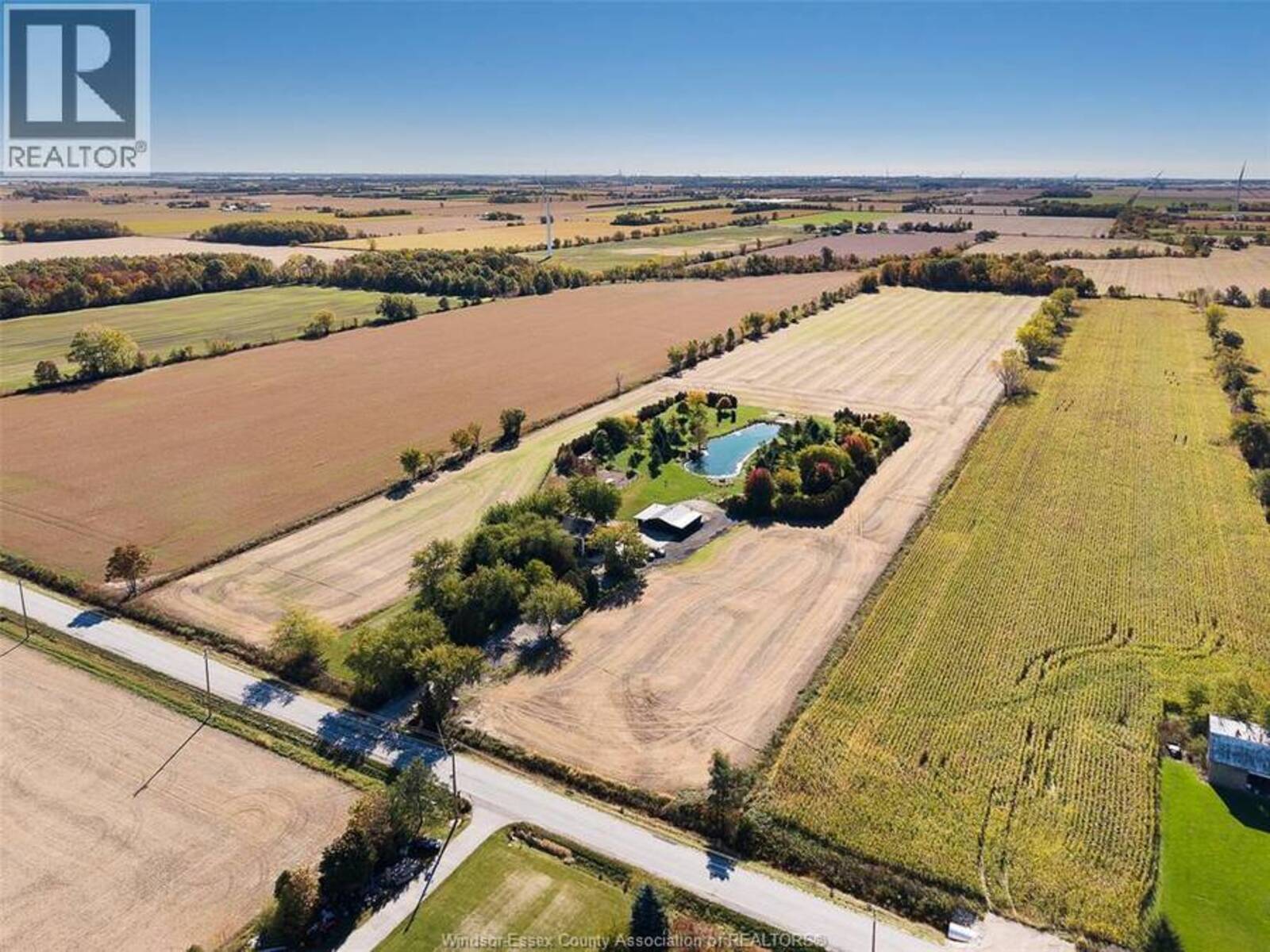 530 ROAD 11, Kingsville, Ontario N0R 1V0