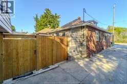 1601 South Cameron | Windsor Ontario | Slide Image Twenty-two