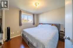 1016 PEACH BLOSSOM CRESCENT | Windsor Ontario | Slide Image Ten