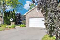 112 FAY COURT | Belle River Ontario | Slide Image Four