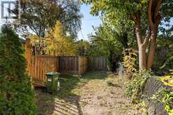 1585 PELISSIER | Windsor Ontario | Slide Image Nine