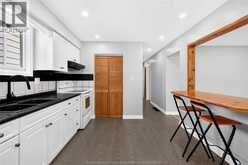 744 MCKAY | Windsor Ontario | Slide Image Ten