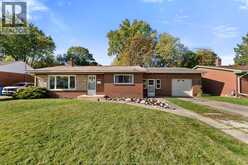 3221 VIRGINIA PARK | Windsor Ontario | Slide Image Four
