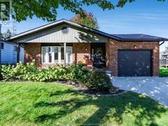 222 Cherrywood Kingsville Ontario, N9Y 3R4
