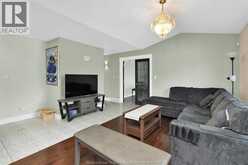 1546 READING STREET | Windsor Ontario | Slide Image Twelve
