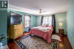 9880 ASGARD ROAD | Windsor Ontario | Slide Image Seventeen