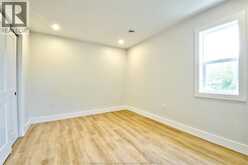 576 ELINOR | Windsor Ontario | Slide Image Thirty