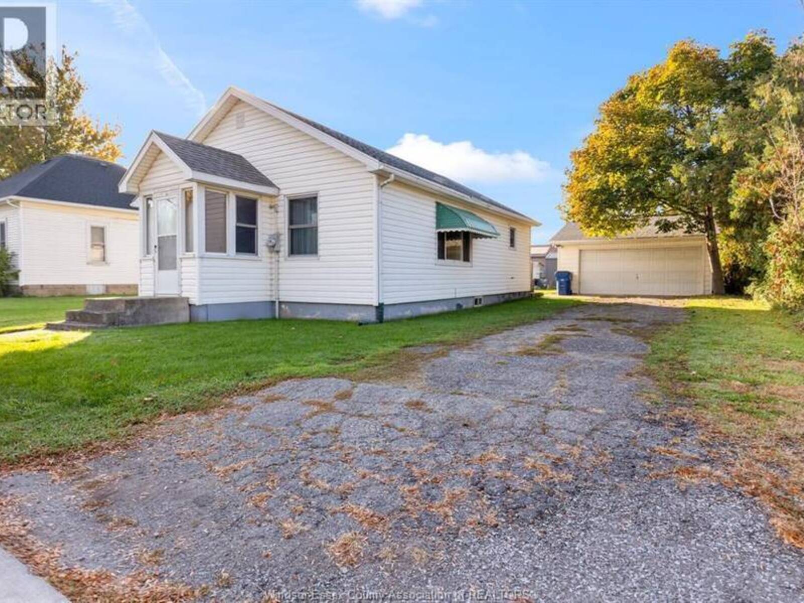 2 CENTRE STREET East, Tilbury, Ontario N0P 2L0