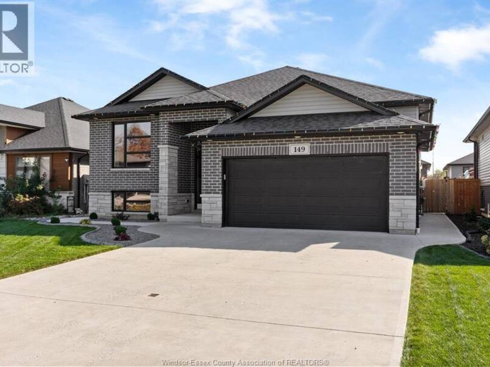 149 TOWNSVIEW COURT, Essex, Ontario N8M 0A4