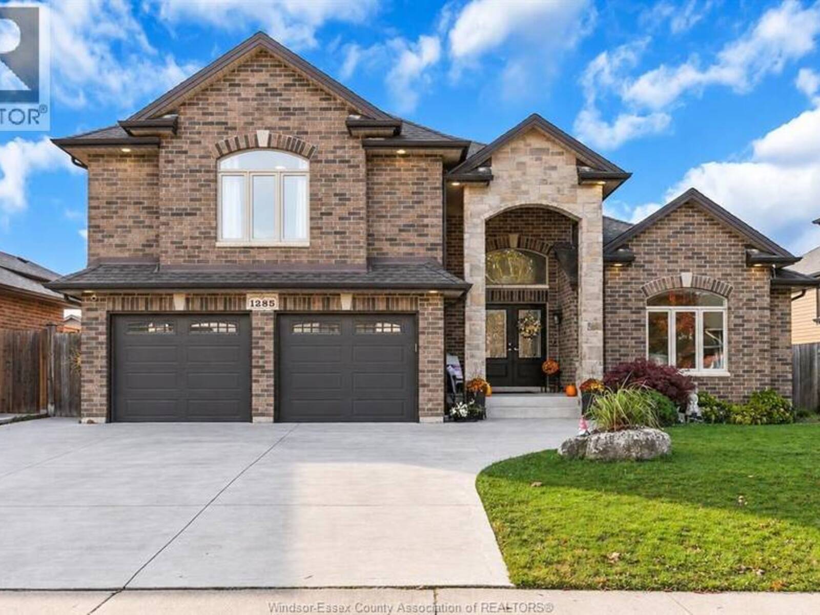 1285 DEER RUN TRAIL, Belle River, Ontario N8L 0S8