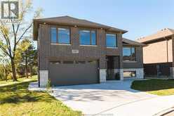 2507 ROXBOROUGH BOULEVARD | Windsor Ontario | Slide Image Three
