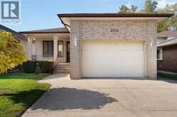 2515 CLEMENCEAU | Windsor Ontario | Slide Image Three