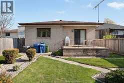 2515 CLEMENCEAU | Windsor Ontario | Slide Image Seven