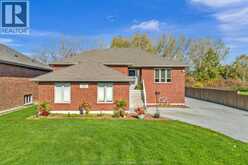 24 LANDOR | Amherstburg Ontario | Slide Image One