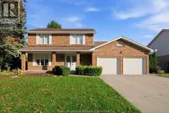 559 HARBOURNE CRESCENT | Tecumseh Ontario | Slide Image One