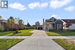 1041 EASTLAWN | Windsor Ontario | Slide Image Three