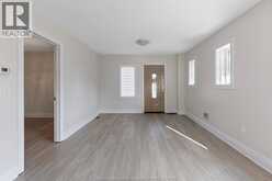 1041 EASTLAWN | Windsor Ontario | Slide Image Nine