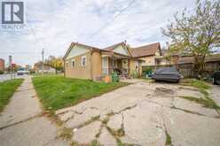 840 HOWARD AVE | Windsor Ontario | Slide Image Eighteen