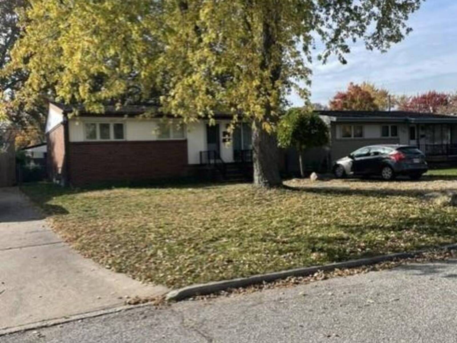 1203 BELLEPERCHE, Windsor, Ontario N8S 3C4