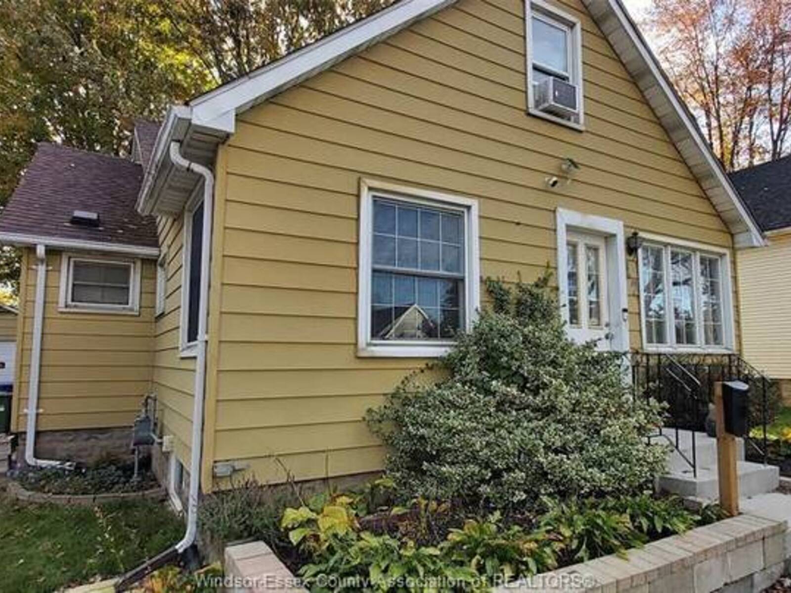 42 WESTMORELAND AVENUE, Leamington, Ontario N8H 3P3