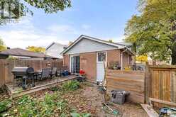 9205 ARNCLIFF | Windsor Ontario | Slide Image Fourteen