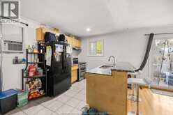 9205 ARNCLIFF | Windsor Ontario | Slide Image Six