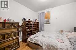9205 ARNCLIFF | Windsor Ontario | Slide Image Nine